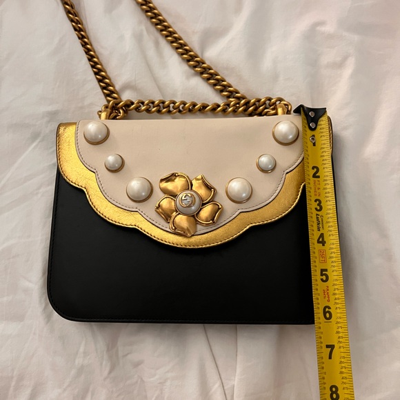 Gucci Black and Gold Shoulder Bag with Chain - Picture 14 of 16